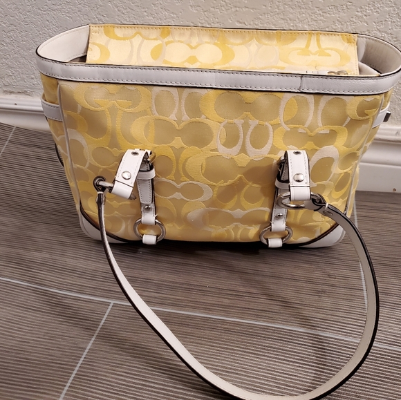 Coach Bleecker Preston Handbag 👜 - Picture 2 of 9